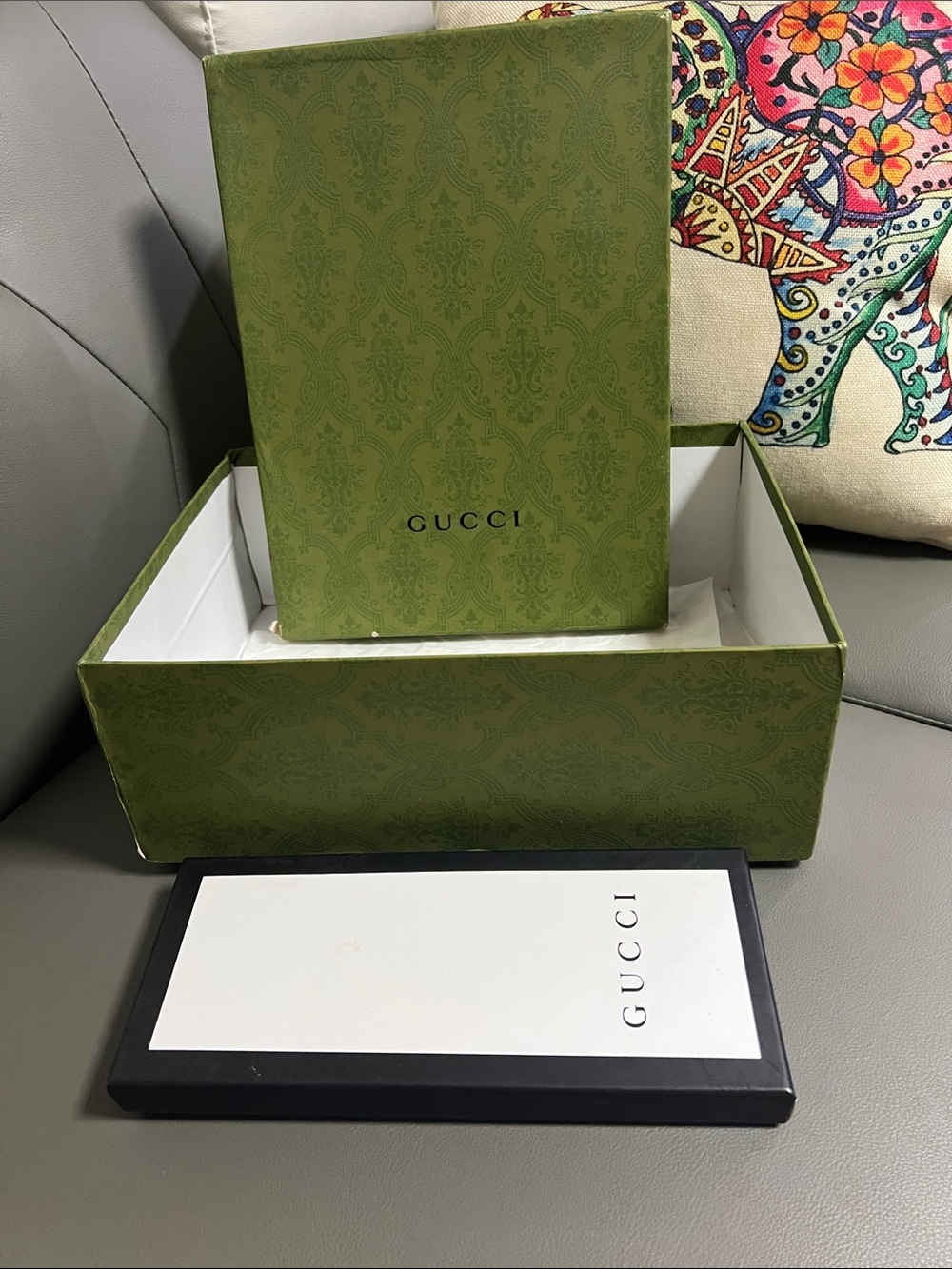 Gucci Green Patterned Box Set with White and Black Logo Tray